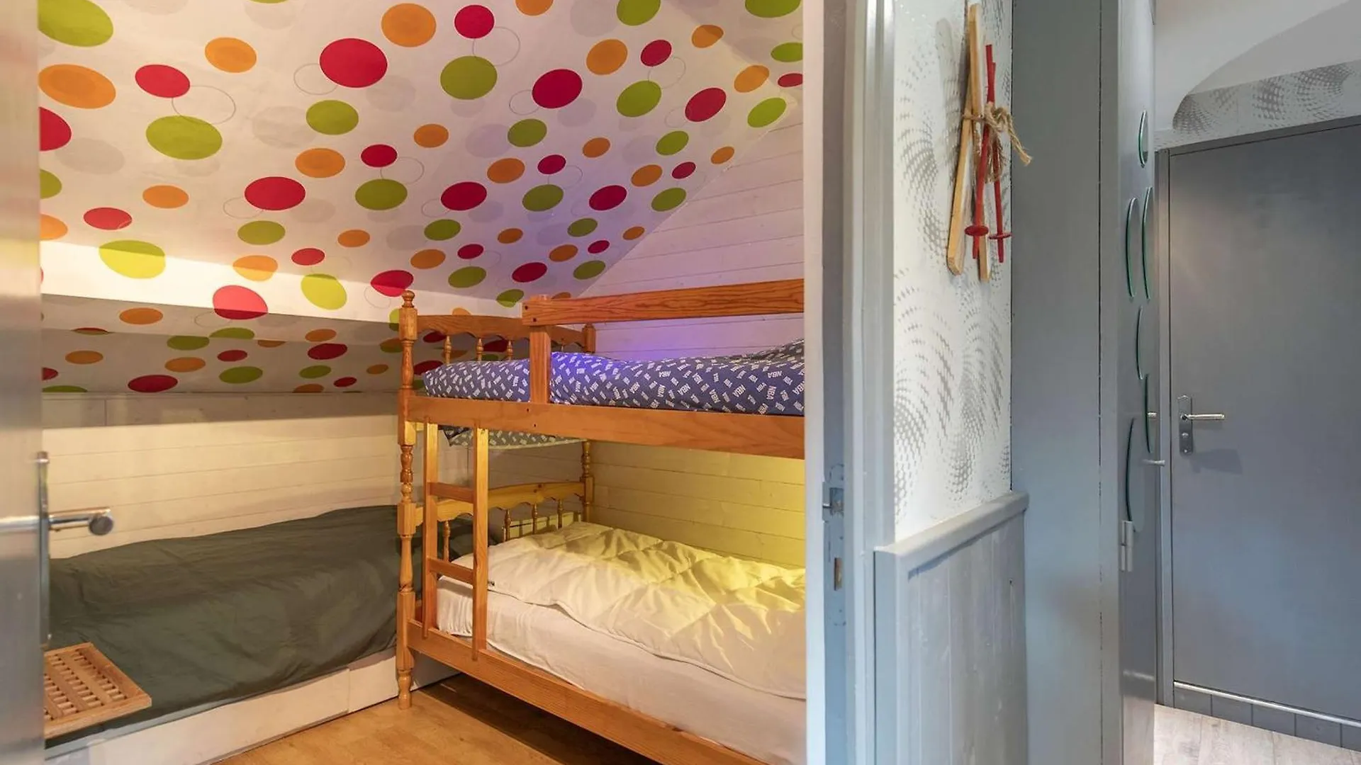 T3 Central Avec 3 Chambres A Cauterets - Fr-1-401-279